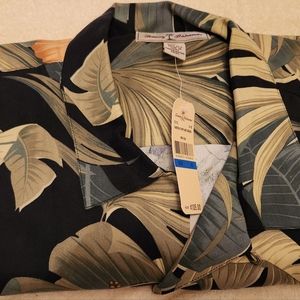 Tommy Bahama XL Men's Shirt.